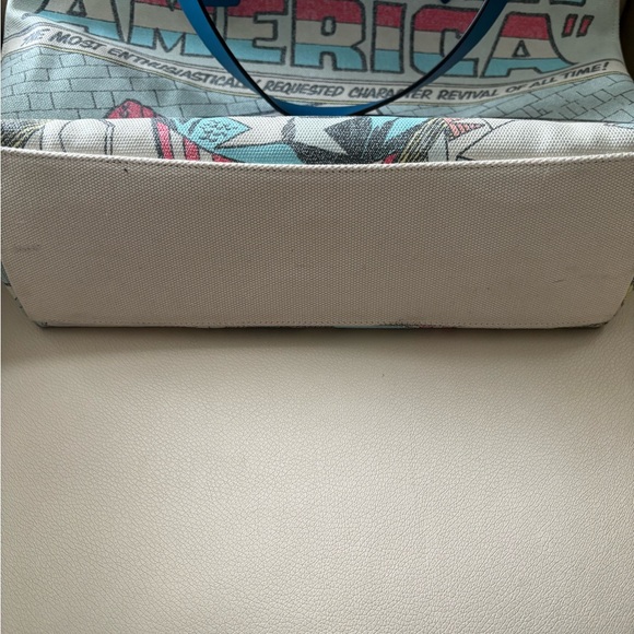 Coach Captain America Marvel Tote - Picture 3 of 5